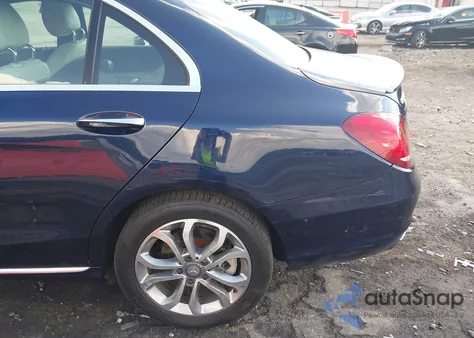 2015 Mercedes-Benz C 300 4Matic from USA, damaged, VIN 55SWF4KB1FU067925